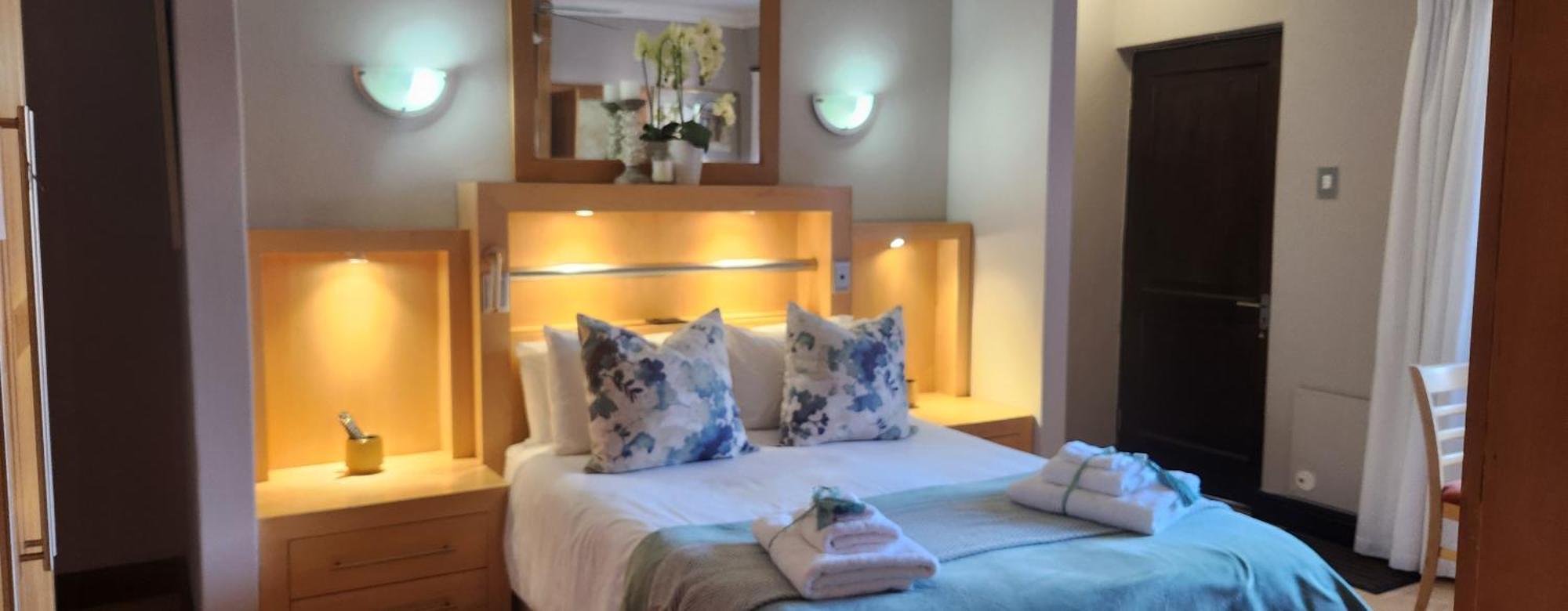 The Wooden Leg Guesthouse Kleinmond Luaran gambar