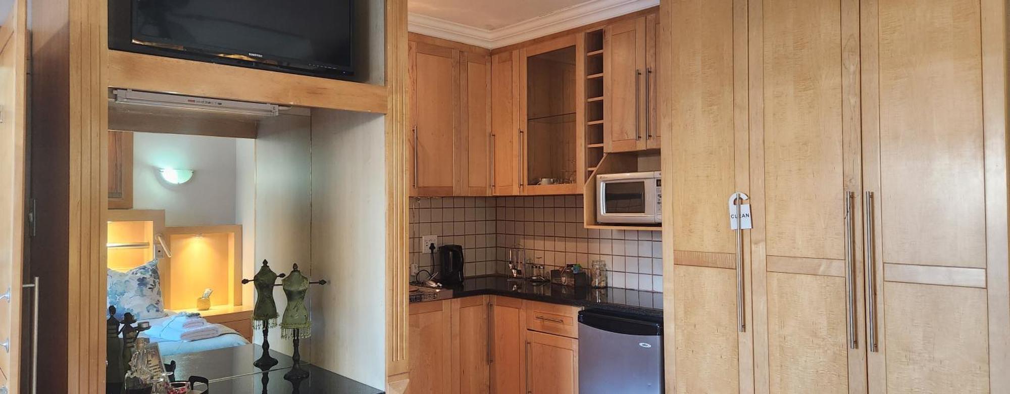 The Wooden Leg Guesthouse Kleinmond Luaran gambar