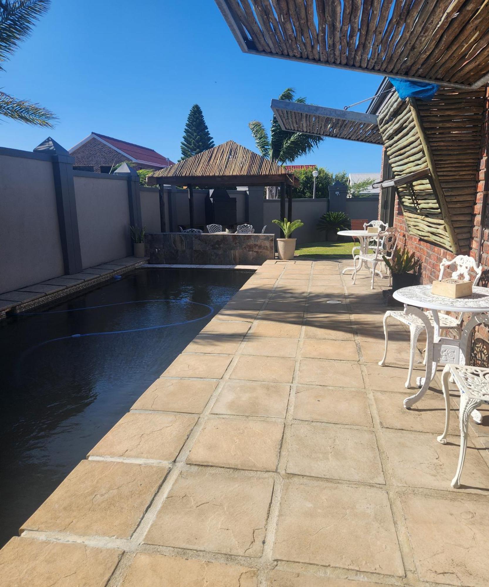 The Wooden Leg Guesthouse Kleinmond Luaran gambar